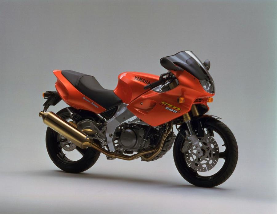 Yamaha SZR660